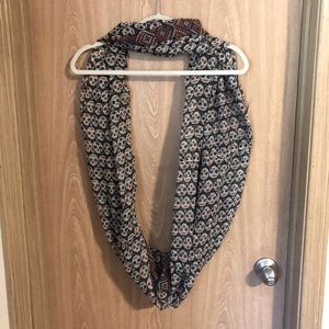 Skull scarf